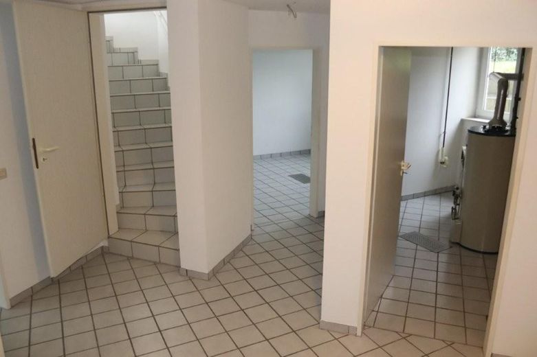 Großzügiges Einfamilienhaus auf 1000 qm in Paderborn Kernstadt – UG gefliest, Fußbodenheizung