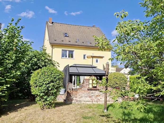 Eine seltene Chance: 
Viel Platz mit tollem Garten! – Foto 1