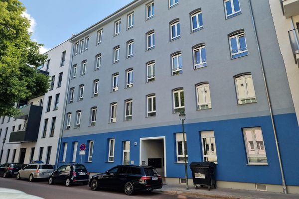 Гарна 3-кімнатна квартира з кухнею-вітальнею, підігрівом підлоги, балконом і ліфтом
