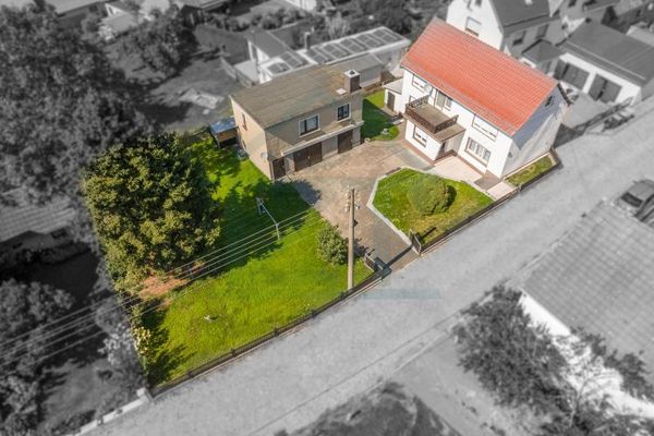 RESERVIERT: Viel Platz für Ihre Ideen: EFH mit Gäste-Bereich & Werkstatt bei Stadtroda