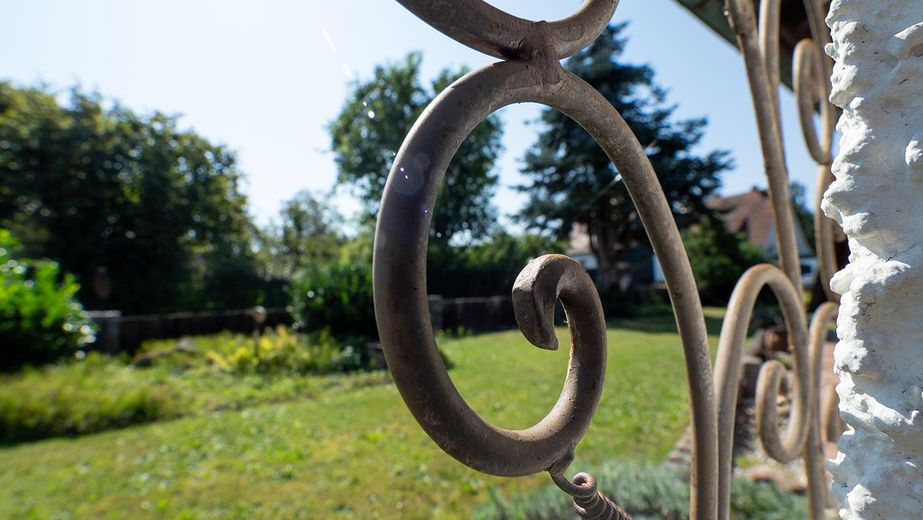 TUTTO tranne che ORDINARIO! Bungalow senza provvigione con POTENZIALE DI AMPLIAMENTO – Detail -GARTEN