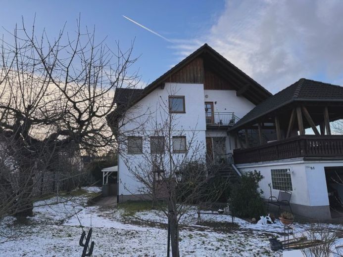 Nobelino.de - Mehrfamilienhaus mit vielen Möglichkeiten - TOP Lage in Reiskirchen ! – Foto 1
