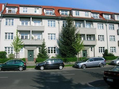 Придатна для спільного проживання 2-кімнатна квартира в Берліні-Йоганністалі – Hausansicht