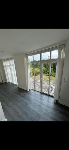 2-Zimmer-Souterrainwohnung mit spektakulärem Blick – Foto 4