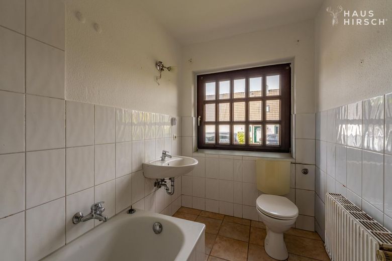 Doppelhaushälfte mit 5 Zimmern auf 133 m² in Boostedt zu kaufen – Badezimmer