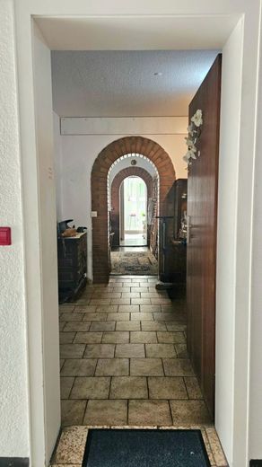 2-Zimmer-Erdgeschosswohnung mit Balkon - leerstehend &amp; sofort nutzbar – Eingang_Tür