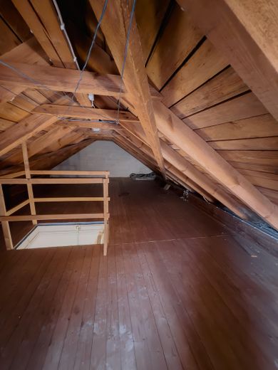 Sofort bezugsfrei nach Renovierung | Findorff | Garage | provisionsfrei | nahe Bürgerpark – Dachboden 