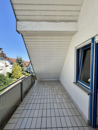 Provisionsfrei: 2-Zimmer-Wohnung DG mit Balkon in betreuter Wohnanlage – Balkon 1