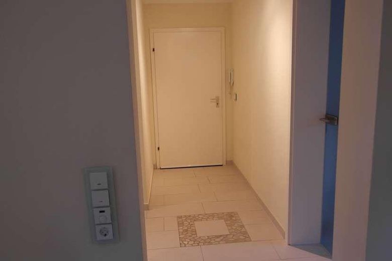 Jüchen-Hochneukirch’te kiralık lüks daire – Diele