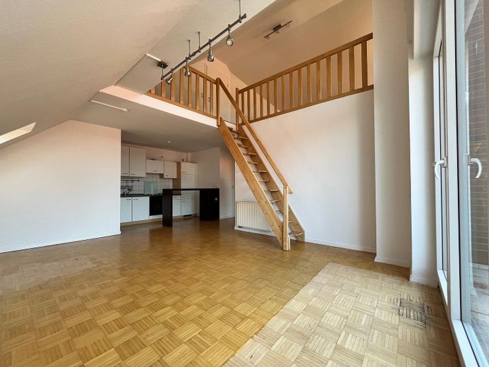 Maisonette-Wohnung mit offener Galerie – offener Küchenbereich