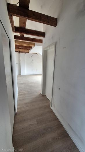 Erstbezug nach Dachausbau – moderne 2-Zimmer-Wohnung mit Effizienzklasse A – Flur
