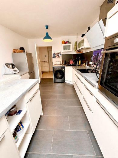 Großzügige 4-Zimmer-Maisonettewohnung – Küche