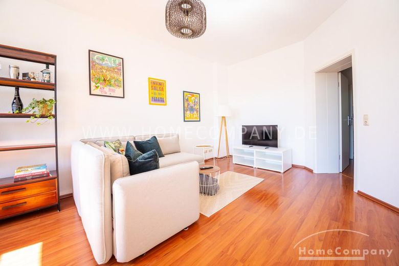 27458 HomeCompany Dresden Möbliert/Furnished 2-Zimmer-Wohnung in Dresden-Pieschen mit Balkon max. 2 Personen – dff63fdeb1a3c4ac83df7b9ad20a5bd60d56c3d7.jpg