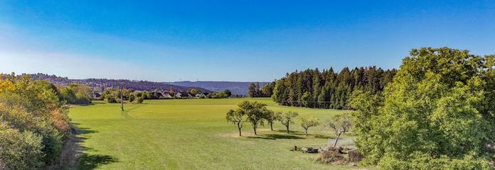 Großzügiges Grundstück mit vielfältigen Möglichkeiten für Ihr neues Zuhause