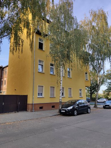 Mehrfamilienhaus von Privat im Zentrum von Schönebeck – Foto 3