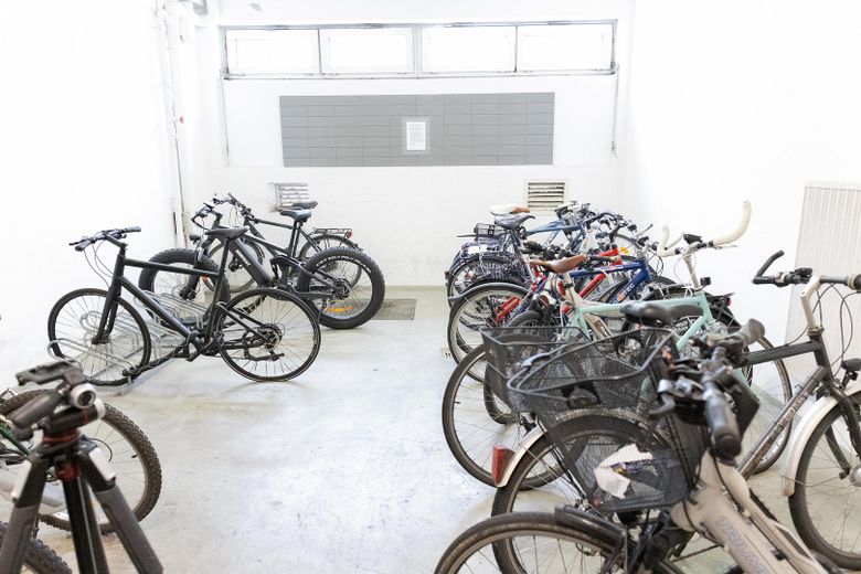 Tadilat sonrası ilk kullanım – park yeri bulunan mobilyalı 1 odalı daire – Fahrradkeller