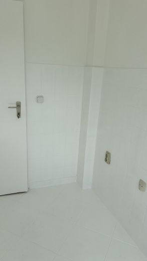 2 Zimmer Wohnung mit Balkon Nähe Uni/Uniklinik Lübeck Sankt Jürgen – Küche