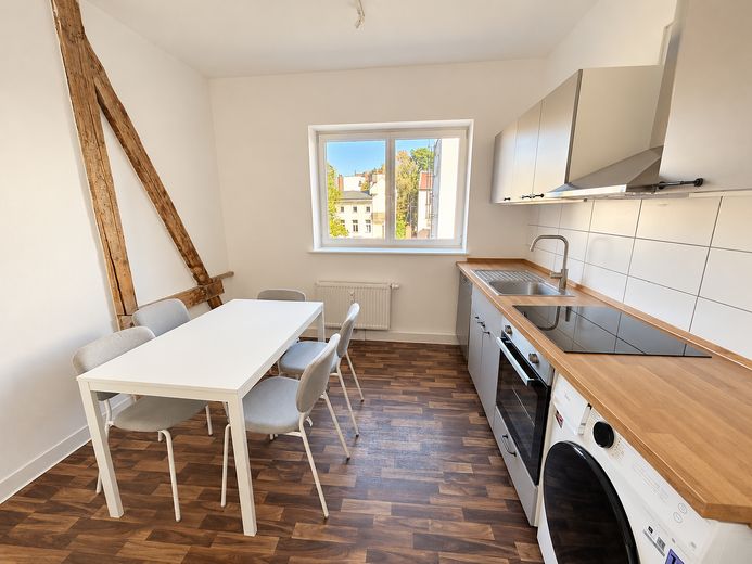 Lichtdurchflutete 5-Zimmer-Wohnung im Paulusviertel – Küche