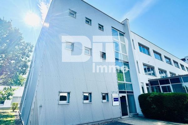 Planta de oficinas representativa y ventilada con distribución flexible en Kassel-Waldau