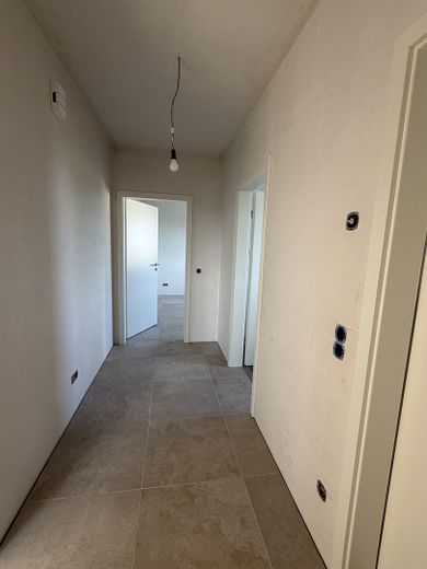 Großzügige 2-Zi. Neubauwohnung Hückelhoven – Flur