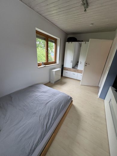 3,5-kamerappartement op de bovenverdieping met fantastisch uitzicht – Kinderzimmer