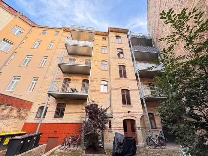 3-Raum-City-Whg. mit Balkon im 2. OG – Foto 1
