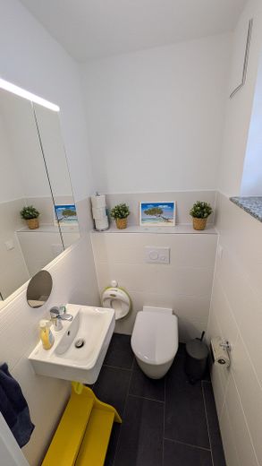Abitare e stare bene per tutta la famiglia - Casa bifamiliare a Delitzsch – Gäste WC