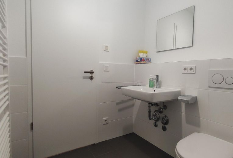 Erstbezug im Neubau: gehobene Qualität – Foto 8