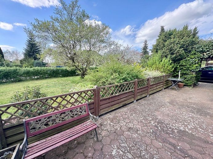 HORN IMMOBILIEN ++ Einfamilienhaus in Warlin bei Neubrandenburg – Terrasse