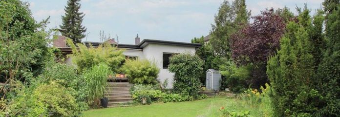 Casa unifamiliare (completamente ristrutturata, 195 m² di superficie utile) con cantina, giardino, garage e potenziale di sopraelevazione