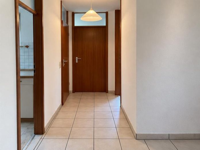 3-Zi-Gartenwohnung mit Terrasse und TG – ab sofort frei – Flur Küche, WC, Bad, SZ aktuel