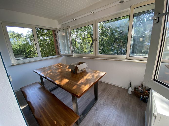 Schöne 3 Zimmer Wohnung – Wintergarten