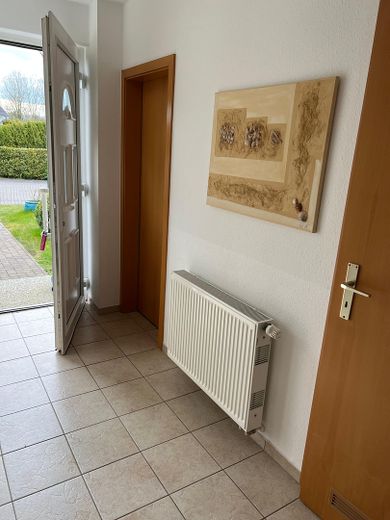 gepflegtes Reihenendhaus – Flur