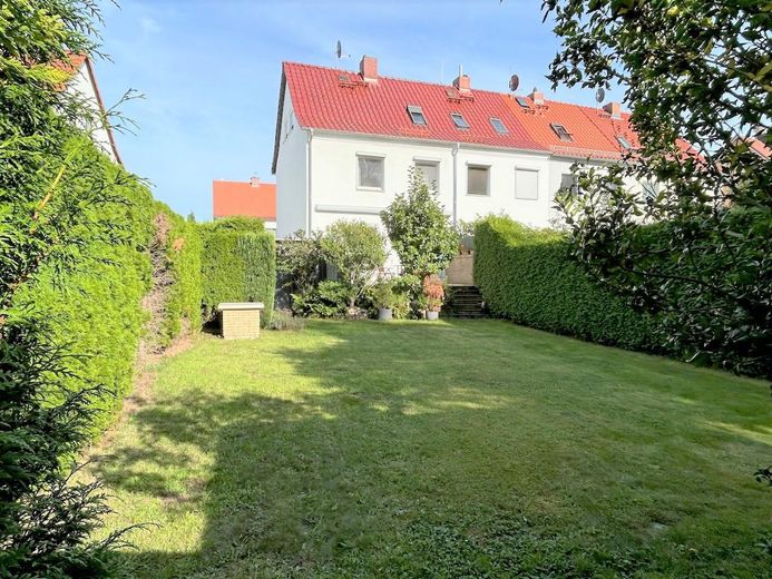 Bez prowizji! Zadbany dom w zabudowie szeregowej w dzielnicy Frohe Zukunft – Garten
