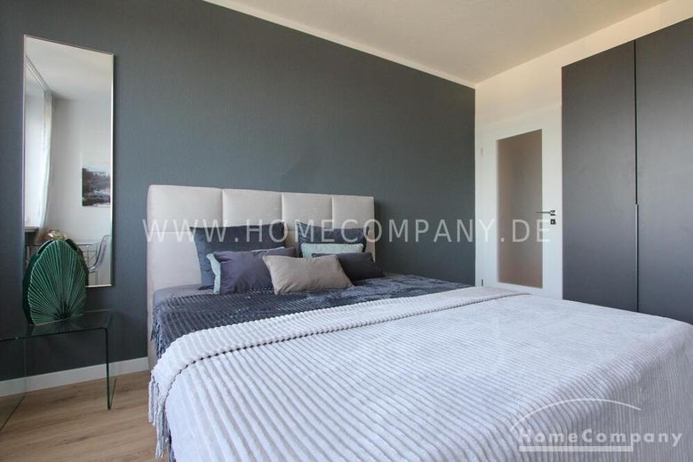 4-Zimmer Luxuswohnung mit Panoramablick bis ins Siebengebirge.Schwimmbad und Sauna im Haus. – 4c86a560e3c2ba252c83a64e9640d07dbc2cf7ca.jpg