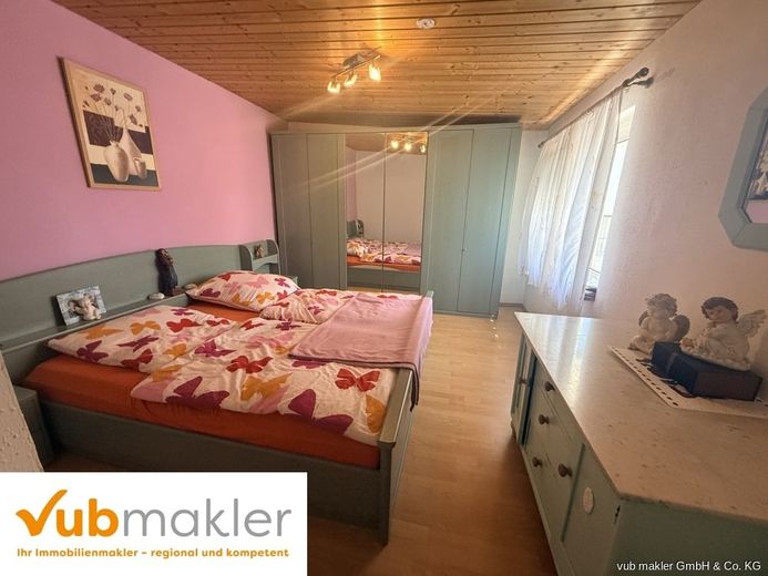 Schönes, ruhiges Reihen-Einfamilienhaus in begehrter Wohnlage von Hof mit Erbpachtgrundstück – IMG_2784