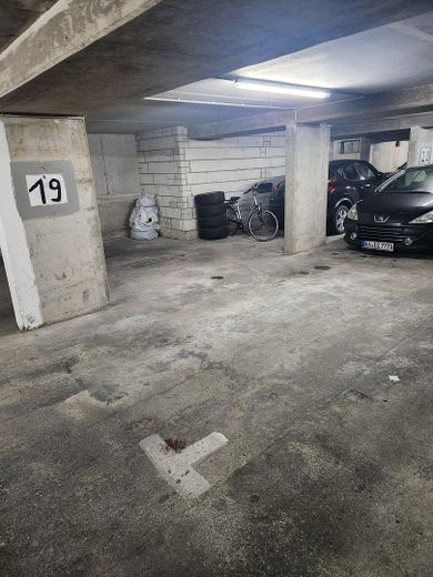 Gemütliche Dachgeschosswohnung in Mühlhausen zur Vermietung – Garagenstellplatz