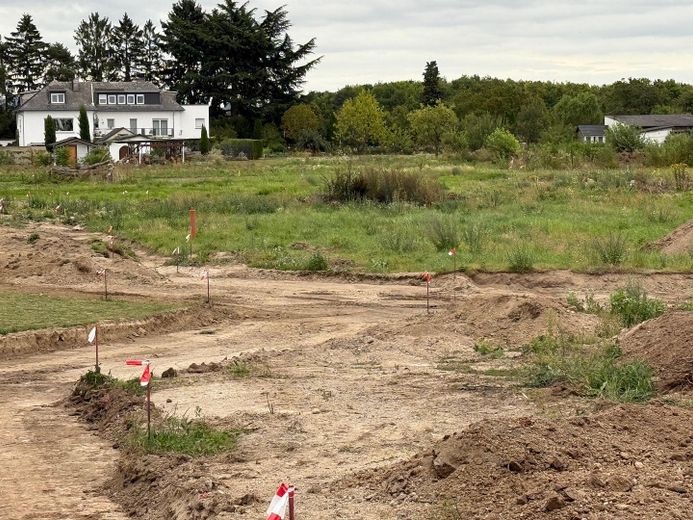 Gelände vor -Erschließung