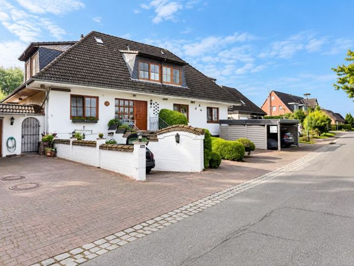Charmante vermietete Souterrain-Wohnung mit 3 Zimmern, Terrasse und eigenem Eingang in ruhiger Lage – Foto 1