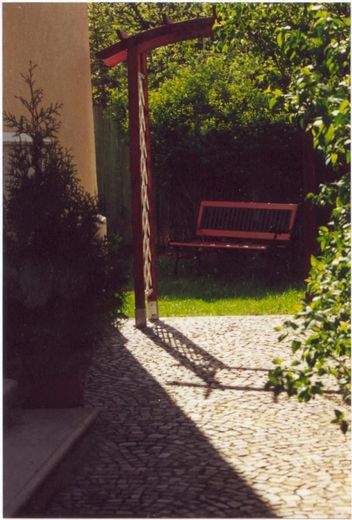 4-Zimmer-Eigentumswohung in Jugendstilhaus Weimar – Zugang Garten
