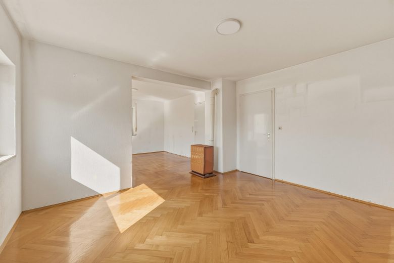 Familienhaus mit großem Garten und Potenzial – Schlafzimmer
