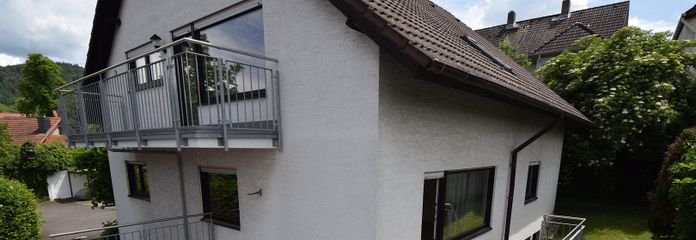 Zweifamilienhaus mit zwei abgeschlossenen Wohnungen in Seeheim – vielseitige Nutzungsmöglichkeiten – EG Terrasse