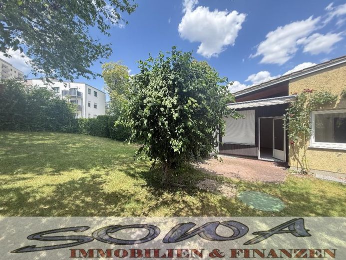 Einzugsbereit! Schickes Haus mit Garage und Garten in Neuburg - Ein Objekt von Ihrem Immobilienpartner SOWA Immobilien und Finanzen – Bild 3