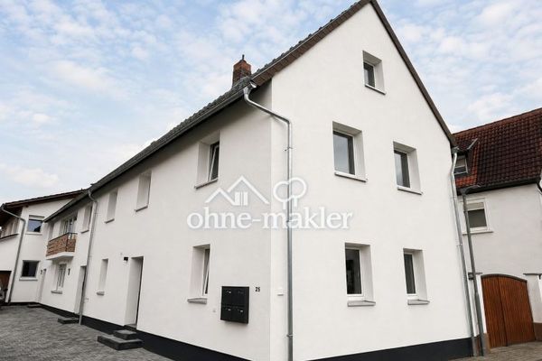 Komplett renoviertes Reihenendhaus mit großem Dachstudio und separatem Garten in Harthausen