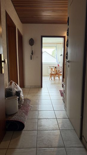 POTANSİYELLİ FERAH 5 ODALI DAİRE – Fotoğraf 3