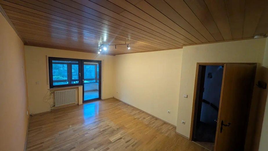 Provisionsfrei in Darmstadt-Arheilgen: 6-Zimmer-Familienhaus mit Garage & neuem Dach – OG Schlafzimmer