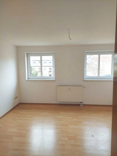 Grazioso piccolo appartamento di 3 locali con cucina componibile all’ultimo piano – Foto 5