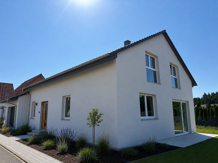 Einzigartiges Haus mit Randlage Erstbezug – फोटो 2