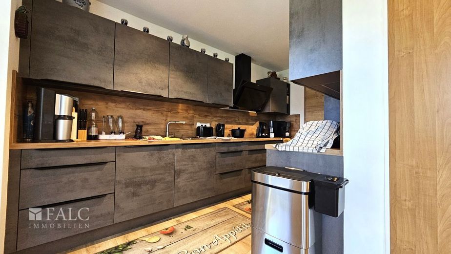 Neuwertiger Bungalow mit Einliegerwohnung &amp; hoher Energieeffizienz – Küche