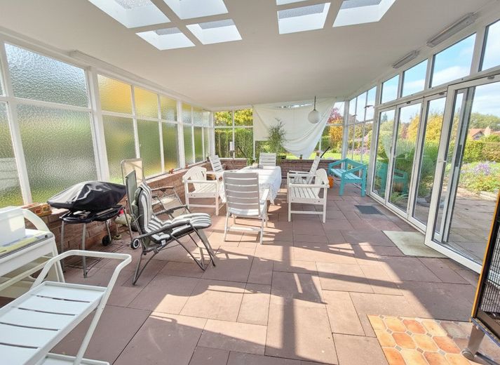 Hünfeld, Wohnhaus mit ELW – 6a69c45bd751d.jpg